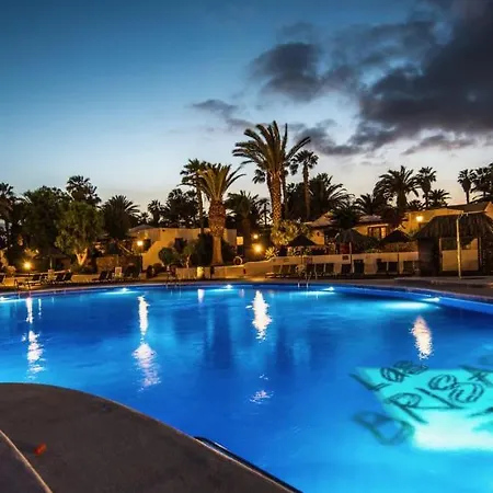 Villa Deluxe 2 Bedroom On Brisas Complex With Large Heated Pool, Close To *