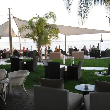 Villa Deluxe 2 Bedroom On Brisas Complex With Large Heated Pool, Close To *